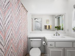 1516 Pacific Coast 101, Huntington Beach CA 92648