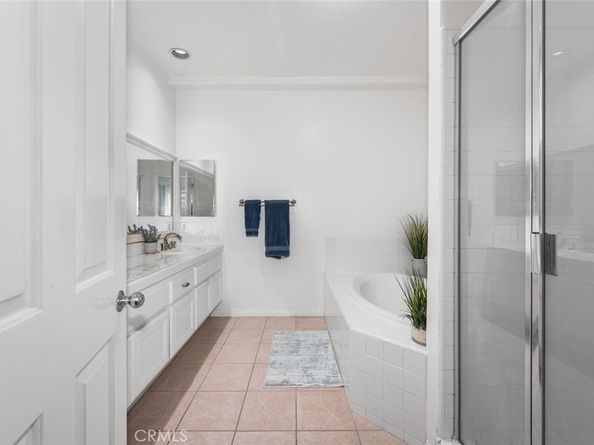 1516 Pacific Coast 101, Huntington Beach CA 92648