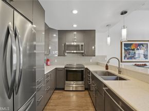 7327 Marina Pacifica S, Long Beach CA 90803