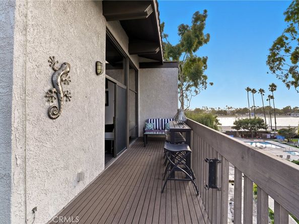 7327 Marina Pacifica S, Long Beach CA 90803