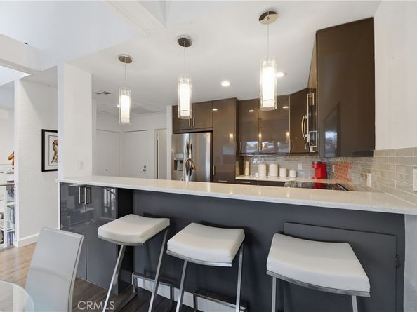 7327 Marina Pacifica S, Long Beach CA 90803