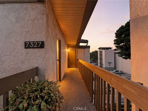 7327 Marina Pacifica S, Long Beach CA 90803
