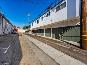 5390 5390 E Oleta 2, Long Beach CA 90815
