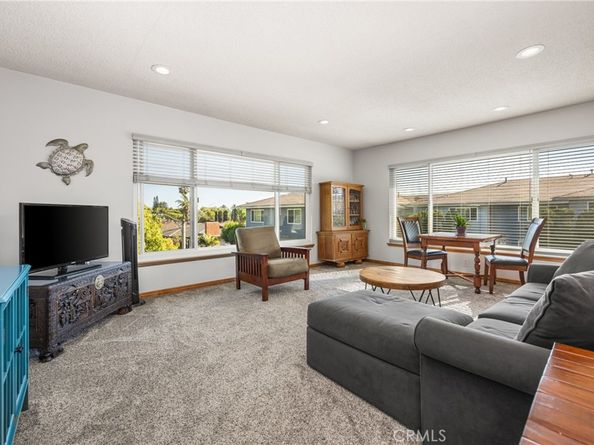 5390 5390 E Oleta 2, Long Beach CA 90815