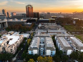 720 W 4th 110, Long Beach CA 90802