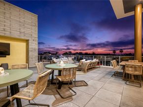 414 Main St 300, Huntington Beach CA 92648