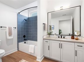 414 Main St 300, Huntington Beach CA 92648