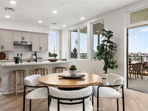 414 Main St 300, Huntington Beach CA 92648