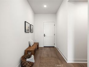 414 Main St 300, Huntington Beach CA 92648