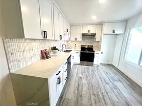 2501 W Sunflower Avenue A6, Santa Ana CA 92704