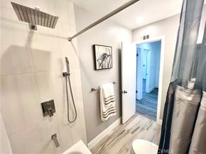 2501 W Sunflower Avenue A6, Santa Ana CA 92704