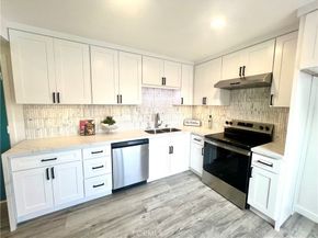 2501 W Sunflower Avenue A6, Santa Ana CA 92704