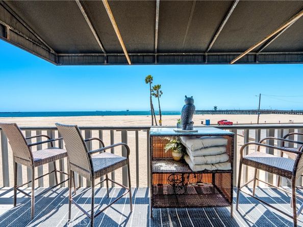 1003 Seal Way, Seal Beach CA 90740