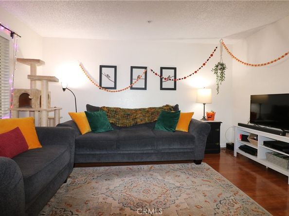 12121 Centralia Street 111, Lakewood CA 90715