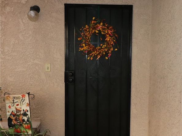 12121 Centralia Street 111, Lakewood CA 90715