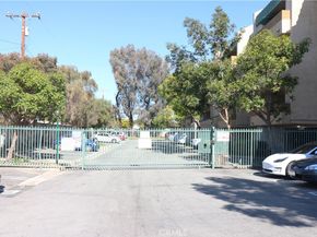 12121 Centralia Street 111, Lakewood CA 90715