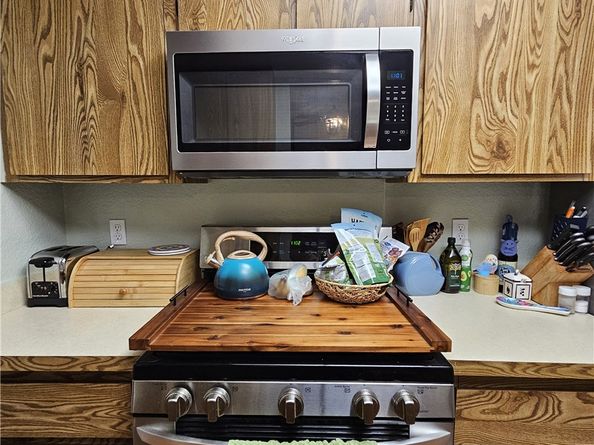 12121 Centralia Street 111, Lakewood CA 90715