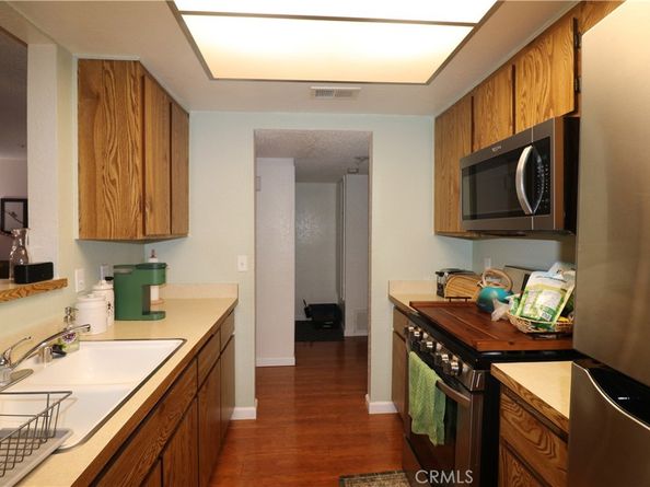 12121 Centralia Street 111, Lakewood CA 90715