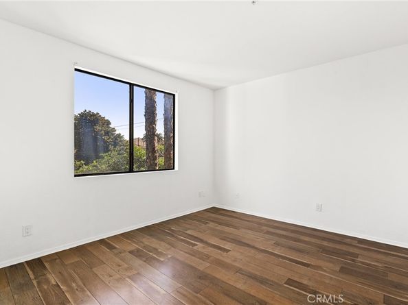 555 Maine 210, Long Beach CA 90802