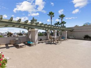 555 Maine 210, Long Beach CA 90802