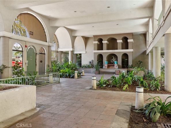 555 Maine 210, Long Beach CA 90802