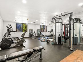 555 Maine 210, Long Beach CA 90802