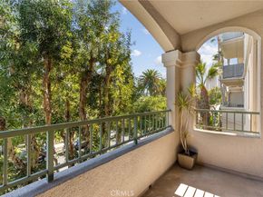 555 Maine 210, Long Beach CA 90802