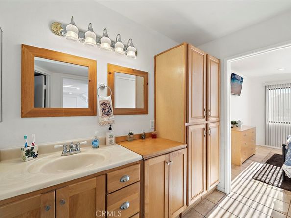 25761 Le Parc 82, Lake Forest CA 92630