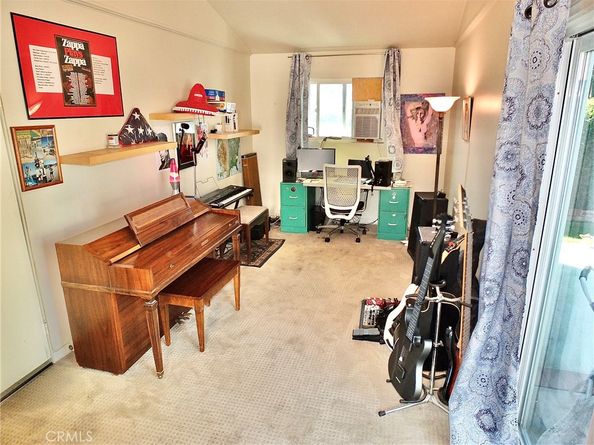 5275 E Mezzanine Way, Long Beach CA 90808