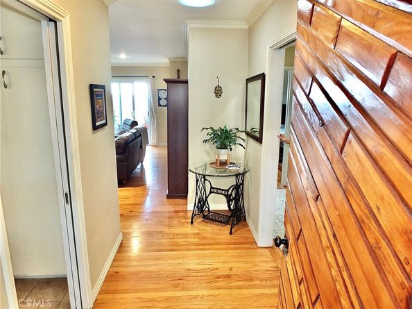 5275 E Mezzanine Way, Long Beach CA 90808