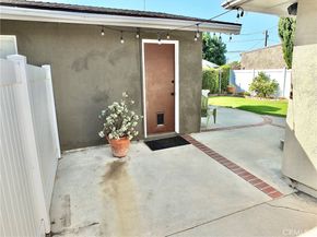 5275 E Mezzanine Way, Long Beach CA 90808