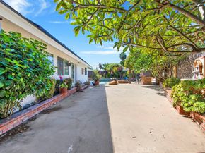 5025 E Los Coyotes Diagonal, Long Beach CA 90815