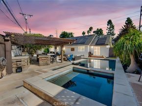 5025 E Los Coyotes Diagonal, Long Beach CA 90815