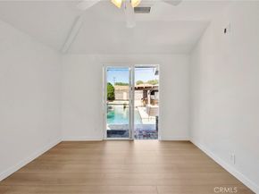 5025 E Los Coyotes Diagonal, Long Beach CA 90815