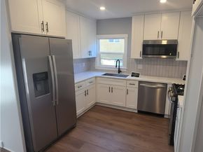 401 E 61st, Los Angeles CA 90003