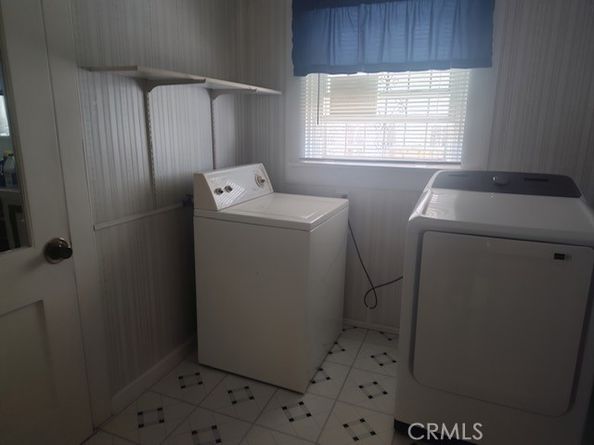 637 E 76th Place, Los Angeles CA 90001