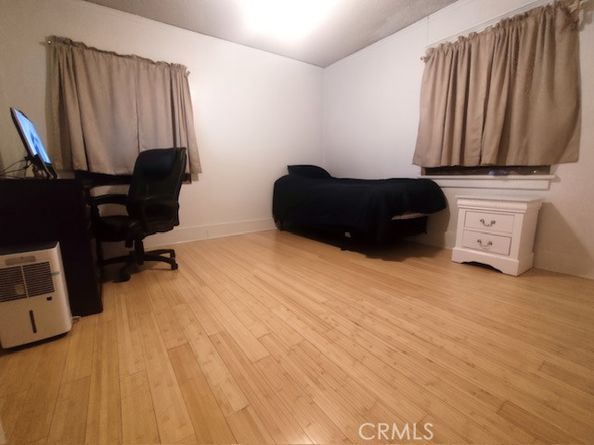 637 E 76th Place, Los Angeles CA 90001