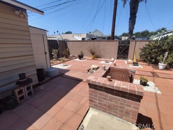 637 E 76th Place, Los Angeles CA 90001