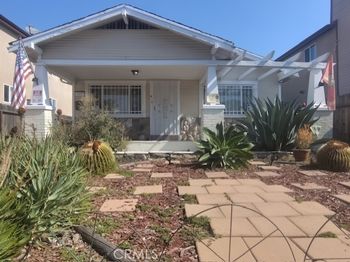 637 E 76th Place