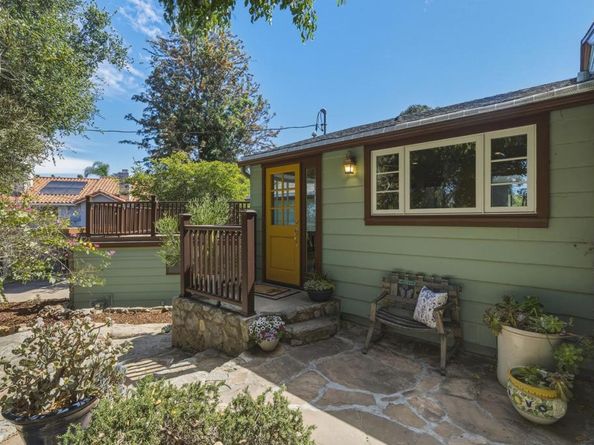 10011 Fuerte Drive, La Mesa CA 91941