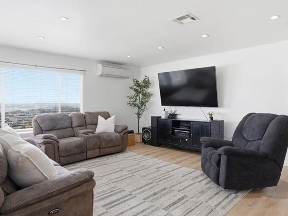1232 Maria Avenue, Spring Valley CA 91977