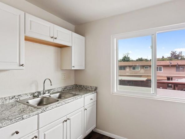 9379 Winter Gardens Blvd 10, Lakeside CA 92040