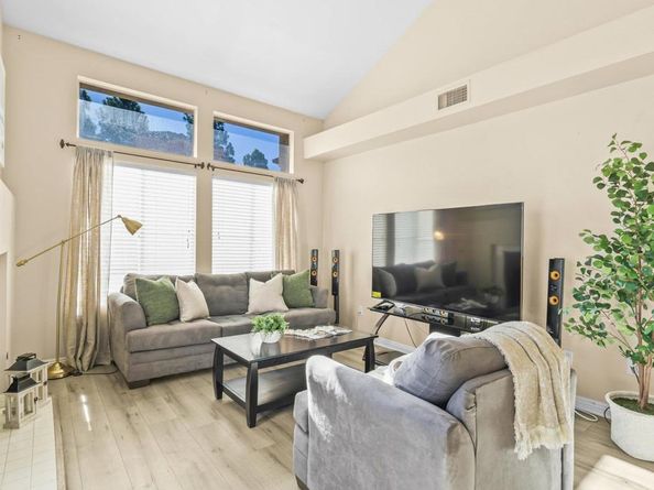 1386 Serena Circle 1, Chula Vista CA 91910