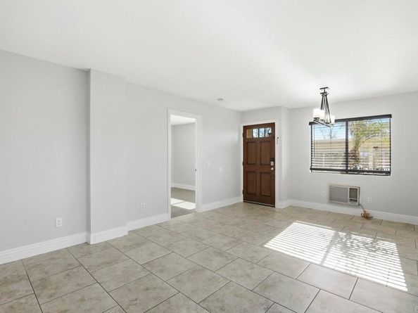 8215 Jade Coast Road 81, San Diego CA 92126