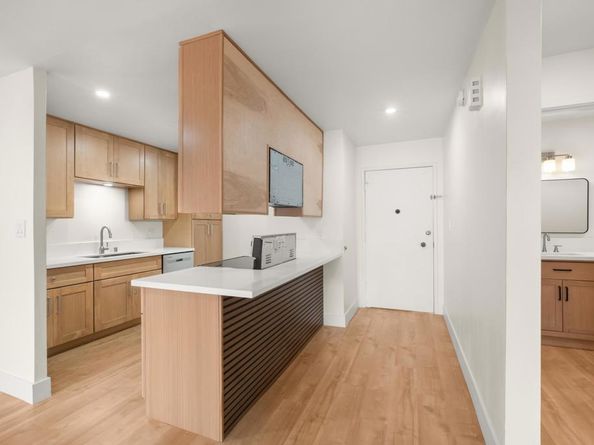 4444 W Point Loma Boulevard 122, San Diego CA 92107