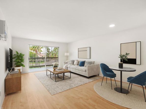 4444 W Point Loma Boulevard 122, San Diego CA 92107