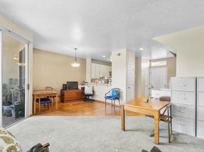 6151 Calle Mariselda 302, San Diego CA 92124