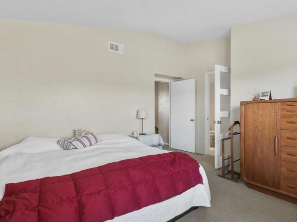 6151 Calle Mariselda 302, San Diego CA 92124