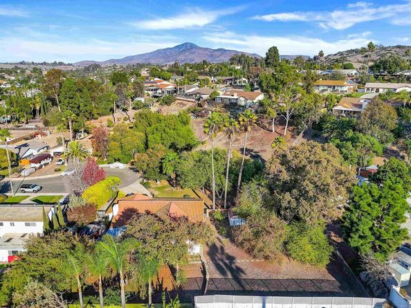 3738 Glen Verde Court, Bonita CA 91902