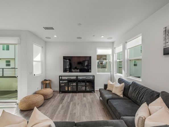 2875 avella Circle, San Diego CA 92108